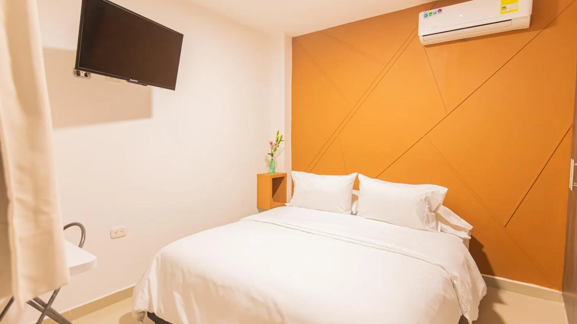 Rocco Hotel Bed & Breakfast Cartagena  0*,